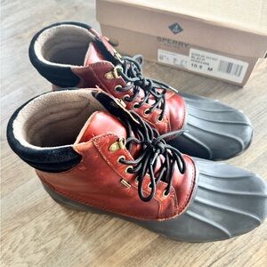 New Sperry Mens Avenue Duck Boots Brown/Black Leather/ Rubber Waterproof Design